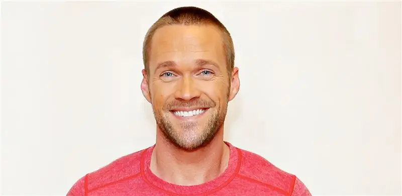 Крис Пауэлл Чистая стоимость: Вики, Женат, Семья, Свадьба, Заработная плата, Братья и сестры