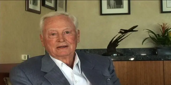 Состояние Бэррона Хилтона: Вики, В браке, Семья, Свадьба, Заработная плата, Братья и сестры