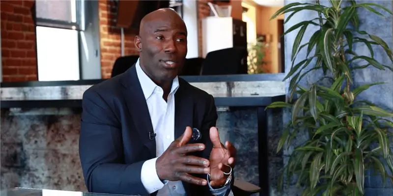 Состояние Террелла Дэвиса: Вики, женат, семья, свадьба, зарплата, братья и сестры