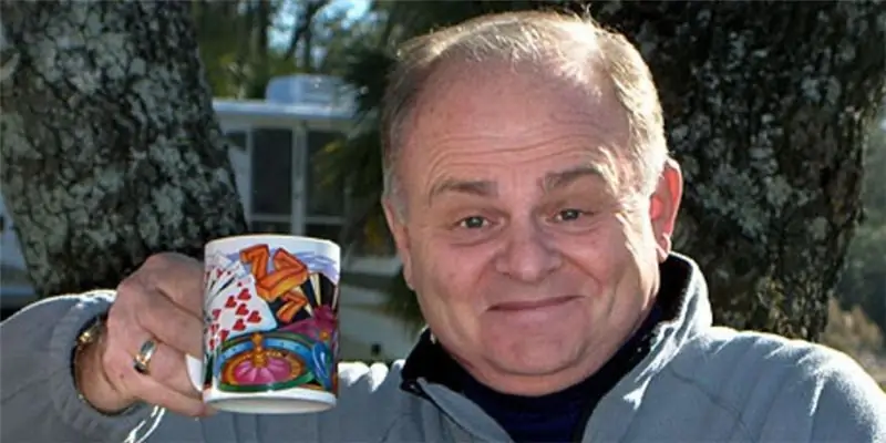 Гэри Бургхофф Собственный капитал: Вики, женат, семья, свадьба, зарплата, братья и сестры