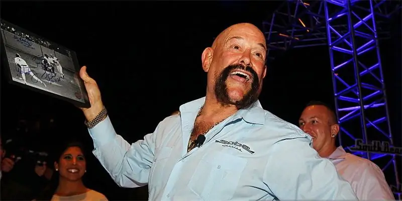 Тед Вернон Чистая стоимость: Вики, женат, семья, свадьба, зарплата, братья и сестры