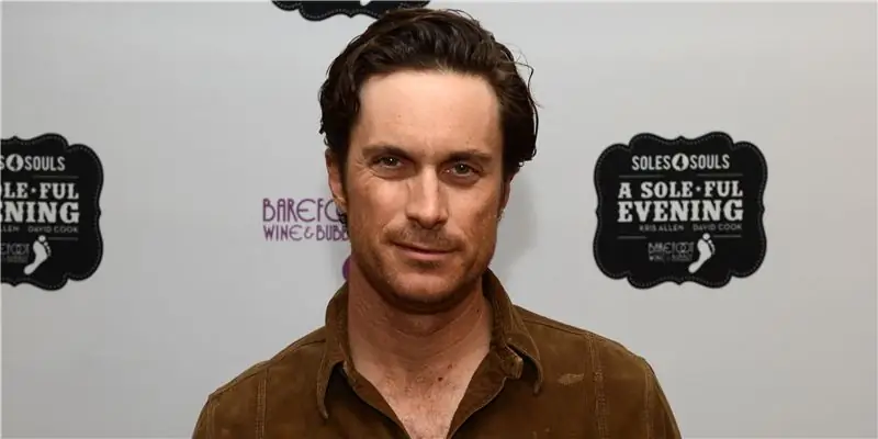 Оливер Хадсон Собственный капитал: Вики, женат, семья, свадьба, зарплата, братья и сестры