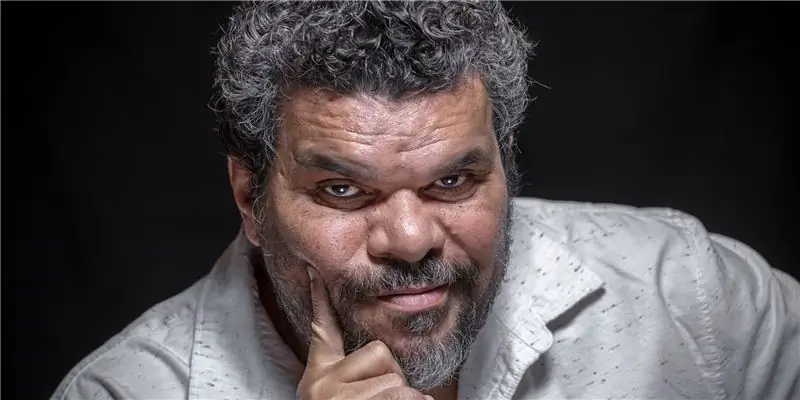 Луис Гусман Собственный капитал: Вики, женат, семья, свадьба, зарплата, братья и сестры