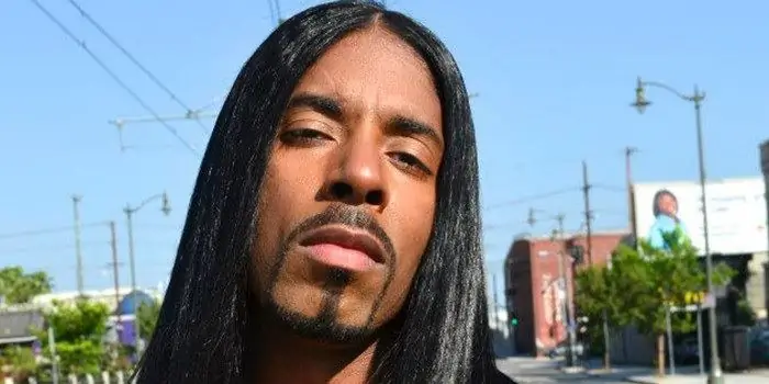 Состояние Ахмада Гивенса: Вики, женат, семья, свадьба, зарплата, братья и сестры