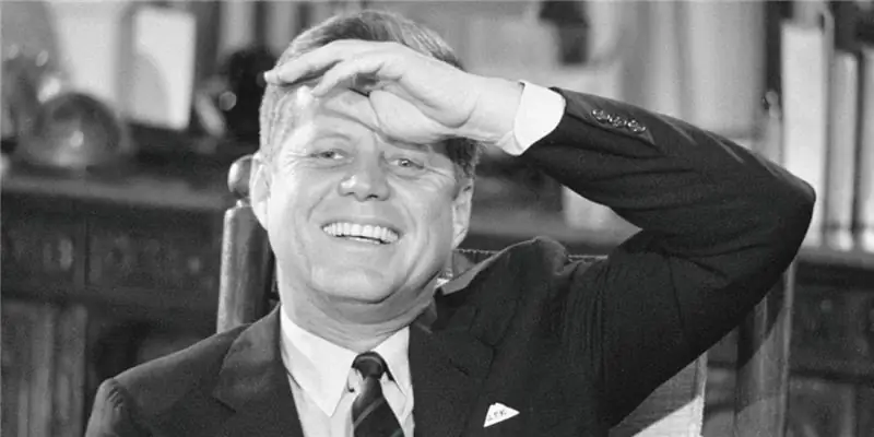 Джон Ф. Кеннеди Чистая стоимость: Вики, женат, семья, свадьба, зарплата, братья и сестры