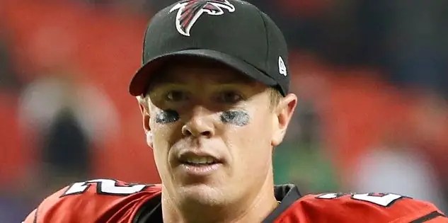 Мэтт Райан Чистая стоимость: Вики, женат, семья, свадьба, зарплата, братья и сестры