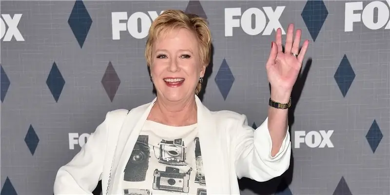 Eve Plumb Net Worth: Вики, В браке, Семья, Свадьба, Заработная плата, Братья и сестры