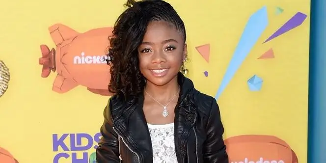 Скай Джексон Чистая стоимость: Вики, женат, семья, свадьба, зарплата, братья и сестры