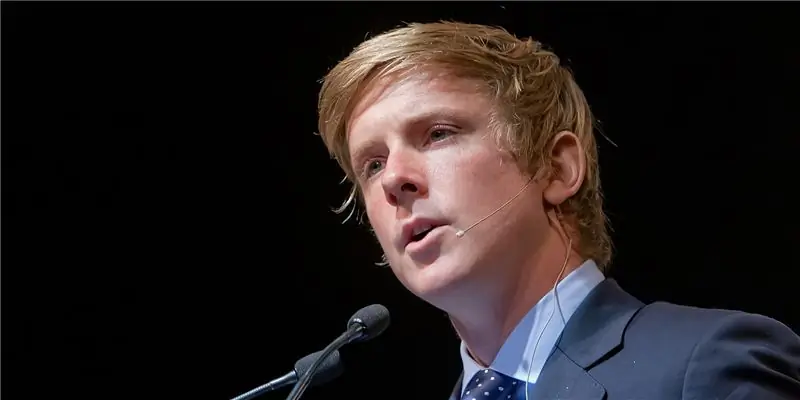 Крис Хьюз Собственный капитал: Вики, Женат, Семья, Свадьба, Заработная плата, Братья и сестры