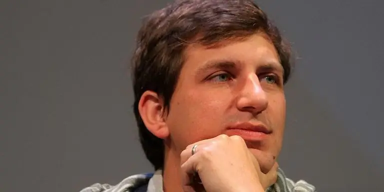 Состояние Эндрю Макколлума: Вики, женат, семья, свадьба, зарплата, братья и сестры