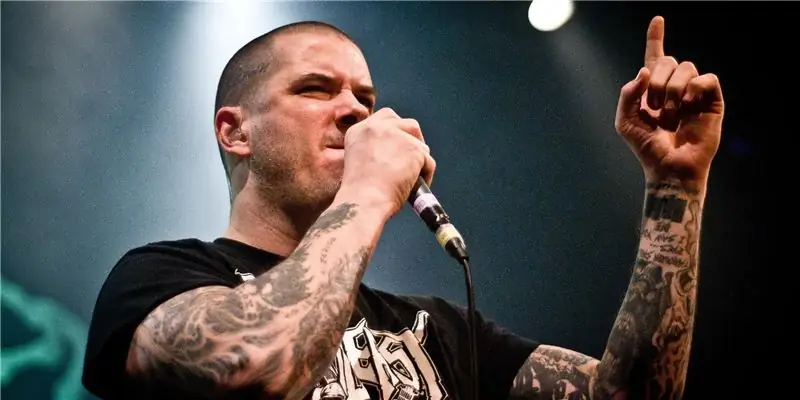 Фил Ансельмо Чистая стоимость: Вики, женат, семья, свадьба, зарплата, братья и сестры