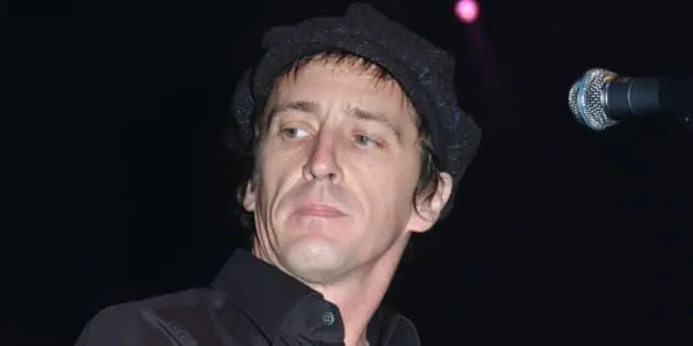 Состояние Иззи Стрэдлина: Вики, В браке, Семья, Свадьба, Заработная плата, Братья и сестры