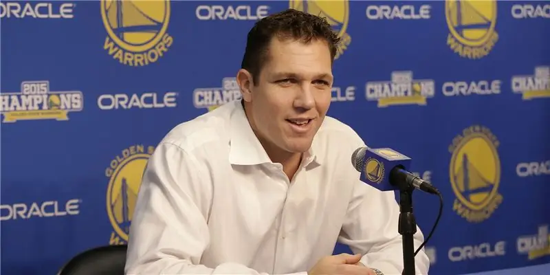 Люк Уолтон Собственный капитал: Вики, женат, семья, свадьба, зарплата, братья и сестры