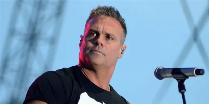 Какова была чистая стоимость Троя Джентри перед его смертью? Вики: Похороны, Вертолет, Жена