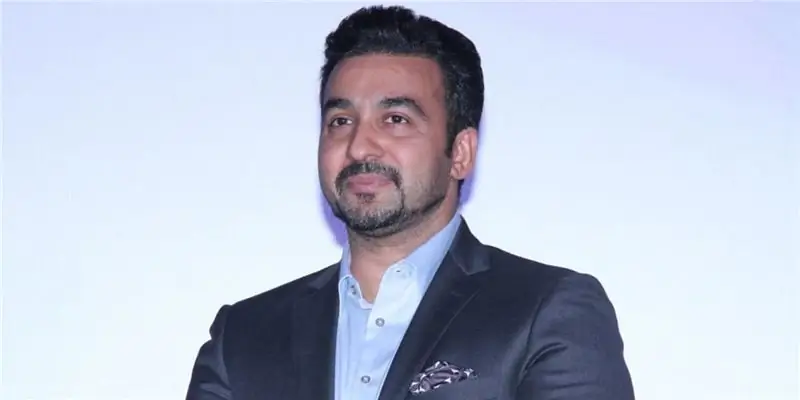 Что такое чистая стоимость Раджа Кундры? Его вики: Жена, дети, дом и сестры