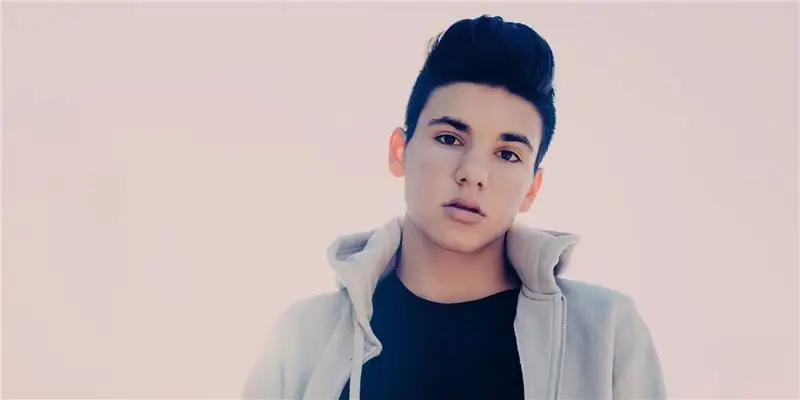 Каков на самом деле собственный капитал Дэниела Ская? Возраст, рост, девушка, семья и день рождения