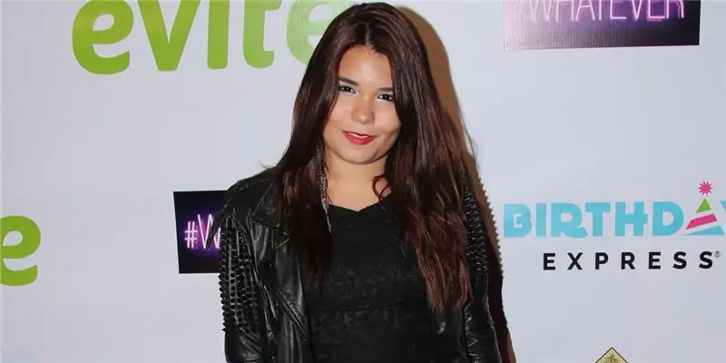 Мэдисон Де Ла Гарса Собственный капитал: Вики, В браке, Семья, Свадьба, Заработная плата, Братья и сестры