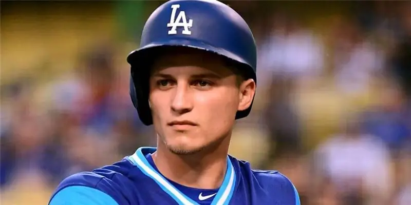 Кори Сигер Собственный капитал: Вики, Женат, Семья, Свадьба, Заработная плата, Братья и сестры