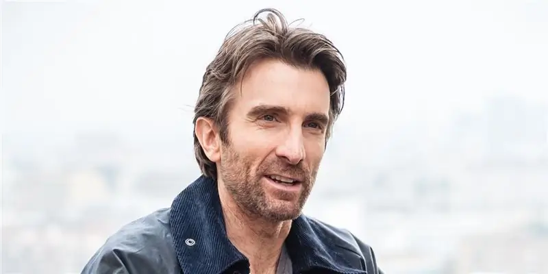 Состояние Шарлто Копли: Вики, В браке, Семья, Свадьба, Заработная плата, Братья и сестры