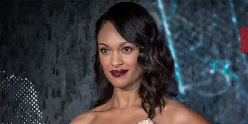 Синтия Аддаи-Робинсон Собственный капитал: Вики, замужем, семья, свадьба, зарплата, братья и сестры