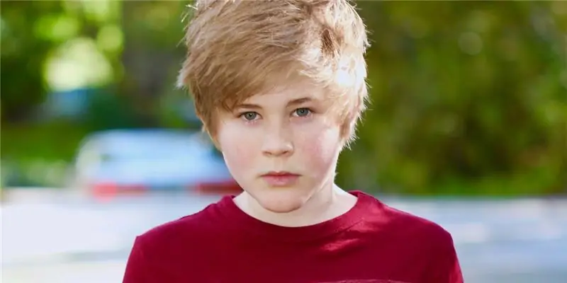 Кейси Симпсон Собственный капитал: Вики, женат, семья, свадьба, зарплата, братья и сестры