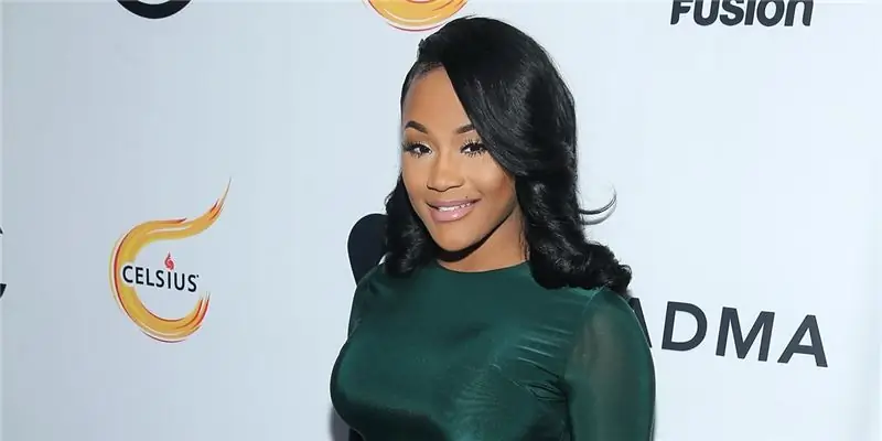 Лира в изобилии Чистая стоимость: Вики, В браке, Семья, Свадьба, Заработная плата, Братья и сестры