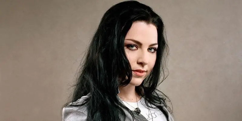 Эми Ли (певица) Состояние: вики, замужем, семья, свадьба, зарплата, братья и сестры