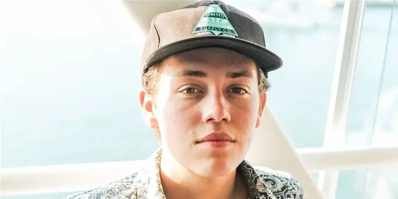 Итан Каткоски (актер) Состояние: вики, женат, семья, свадьба, зарплата, братья и сестры