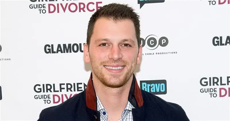 Состояние Альби Манзо: Вики, Женат, Семья, Свадьба, Заработная плата, Братья и сестры