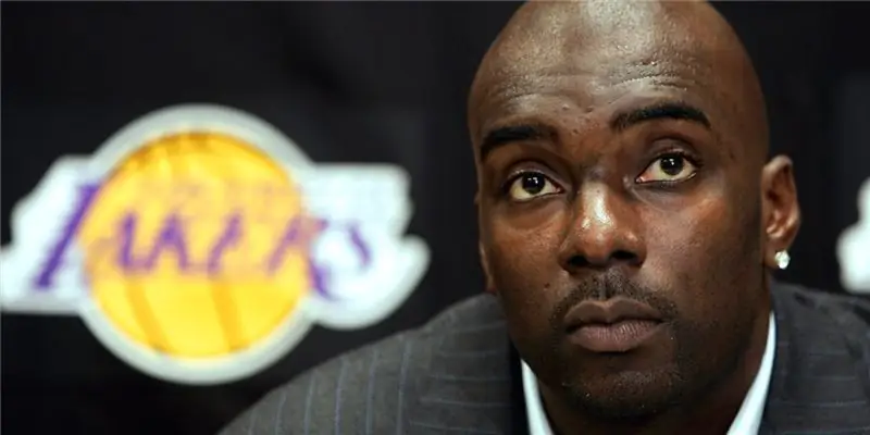 Аарон Маккай Чистая стоимость: Вики, женат, семья, свадьба, зарплата, братья и сестры