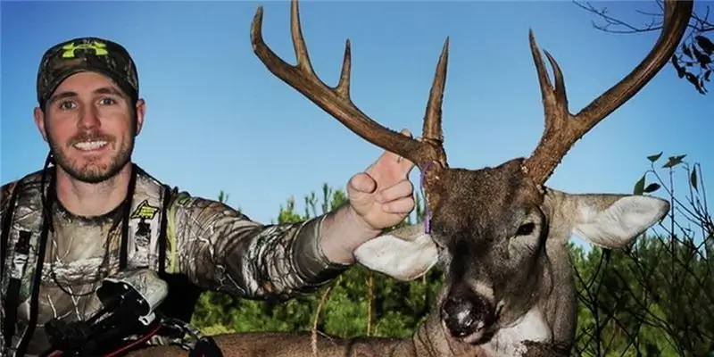 Райан Басбис Собственный капитал: Вики, женат, семья, свадьба, зарплата, братья и сестры