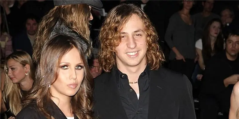 Даниэль Версаче Собственный капитал: Вики, женат, семья, свадьба, зарплата, братья и сестры