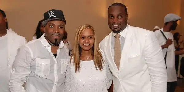 Девин Стивенс (продюсер) Состояние: Вики, В браке, Семья, Свадьба, Заработная плата, Братья и сестры