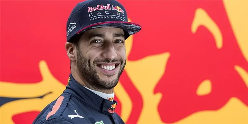 Даниэль Риккардо Чистая стоимость: Вики, женат, семья, свадьба, зарплата, братья и сестры