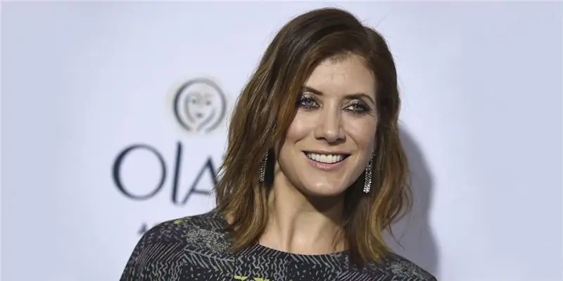 Кейт Уолш Собственный капитал: Вики, Замужем, Семья, Свадьба, Заработная плата, Братья и сестры