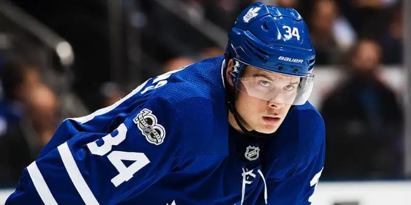 Остон Мэтьюз Собственный капитал: Вики, женат, семья, свадьба, зарплата, братья и сестры