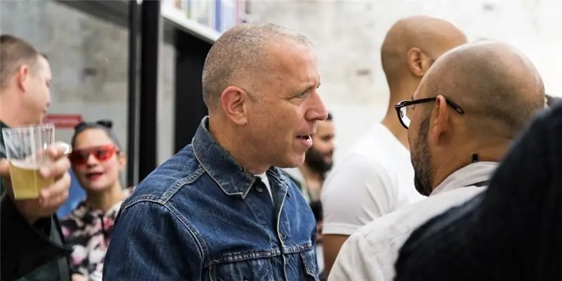 Джеймс Джеббиа (высший) Состояние: вики, женат, семья, свадьба, зарплата, братья и сестры