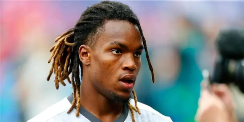 Ренато Санчес Собственный капитал: Вики, женат, семья, свадьба, зарплата, братья и сестры