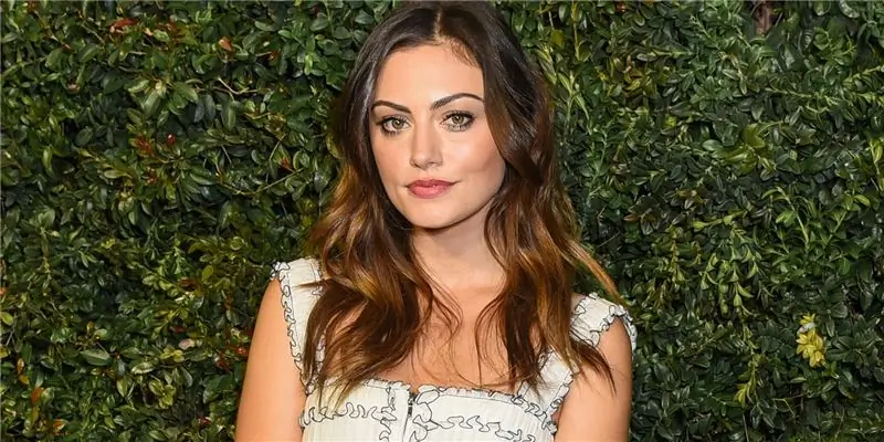 Состояние Фиби Тонкин: Вики, В браке, Семья, Свадьба, Заработная плата, Братья и сестры