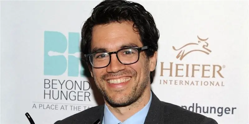 Тай Лопес Чистая стоимость: Вики, Женат, Семья, Свадьба, Заработная плата, Братья и сестры