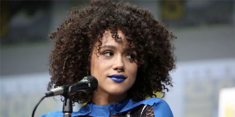 Натали Эммануэль (актриса) Состояние: вики, замужем, семья, свадьба, зарплата, братья и сестры