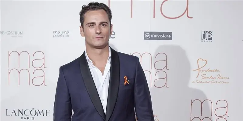 Асьер Этксеандия Собственный капитал: Вики, В браке, Семья, Свадьба, Заработная плата, Братья и сестры