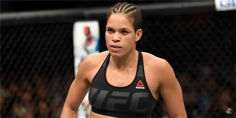 Аманда Нуньес Собственный капитал: Вики, Замужем, Семья, Свадьба, Заработная плата, Братья и сестры