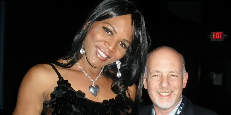 Кэти Ред Чистая стоимость: Вики, Замужем, Семья, Свадьба, Заработная плата, Братья и сестры