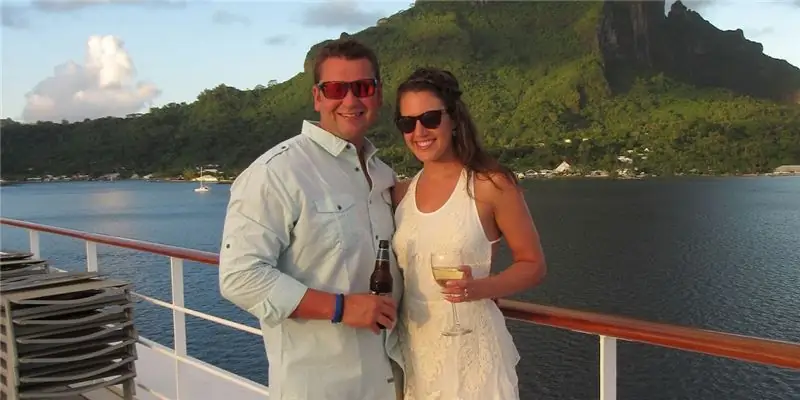 Эмили Саттон Собственный капитал: Вики, В браке, Семья, Свадьба, Заработная плата, Братья и сестры