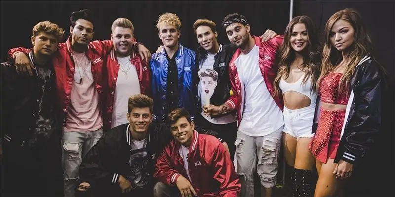 Состояние команды 10: Вики, женат, семья, свадьба, зарплата, братья и сестры