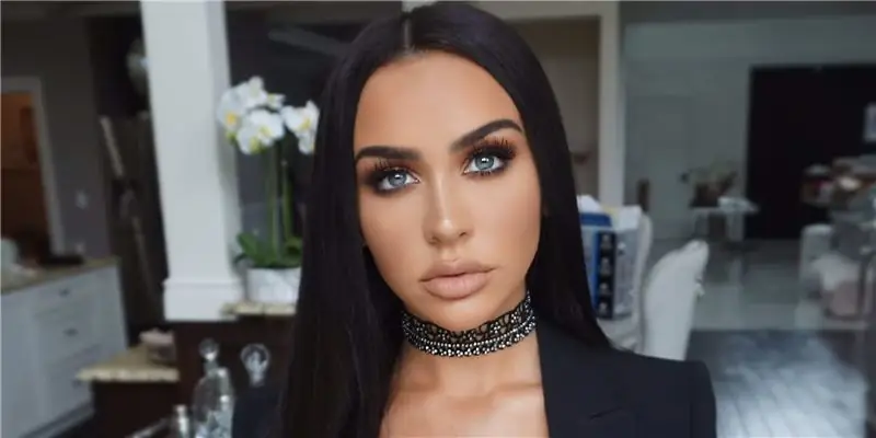 Карли Бибел Собственный капитал: Вики, В браке, Семья, Свадьба, Заработная плата, Братья и сестры