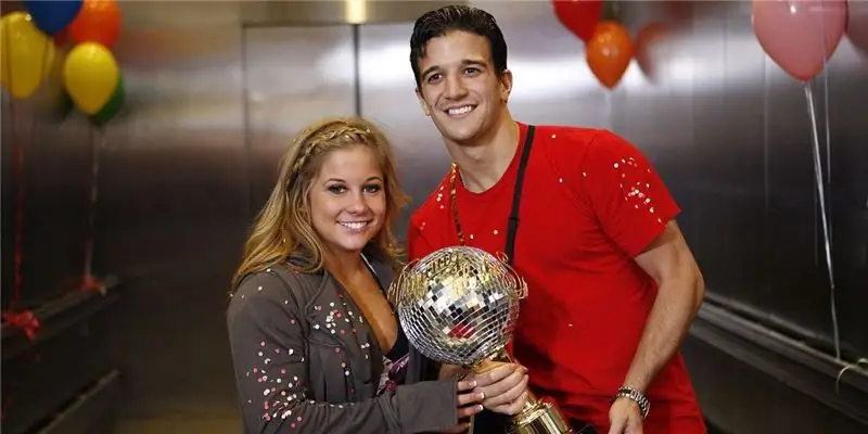 Шон Джонсон (гимнаст) Состояние: вики, женат, семья, свадьба, зарплата, братья и сестры