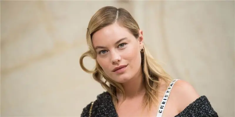 Камилла Роу Собственный капитал: Вики, В браке, Семья, Свадьба, Заработная плата, Братья и сестры