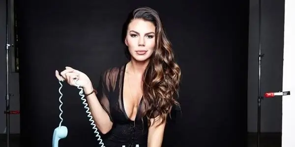 Состояние Дженны Оуэнс: Вики, В браке, Семья, Свадьба, Заработная плата, Братья и сестры